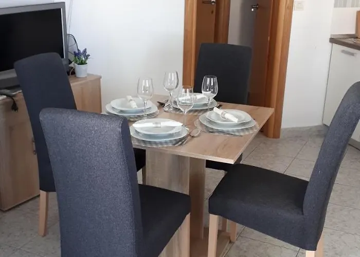 Apartman Dana *