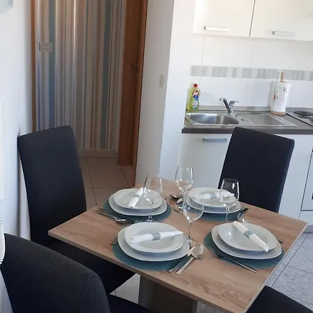 Apartman Dana *