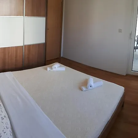 Apartment Dana *
